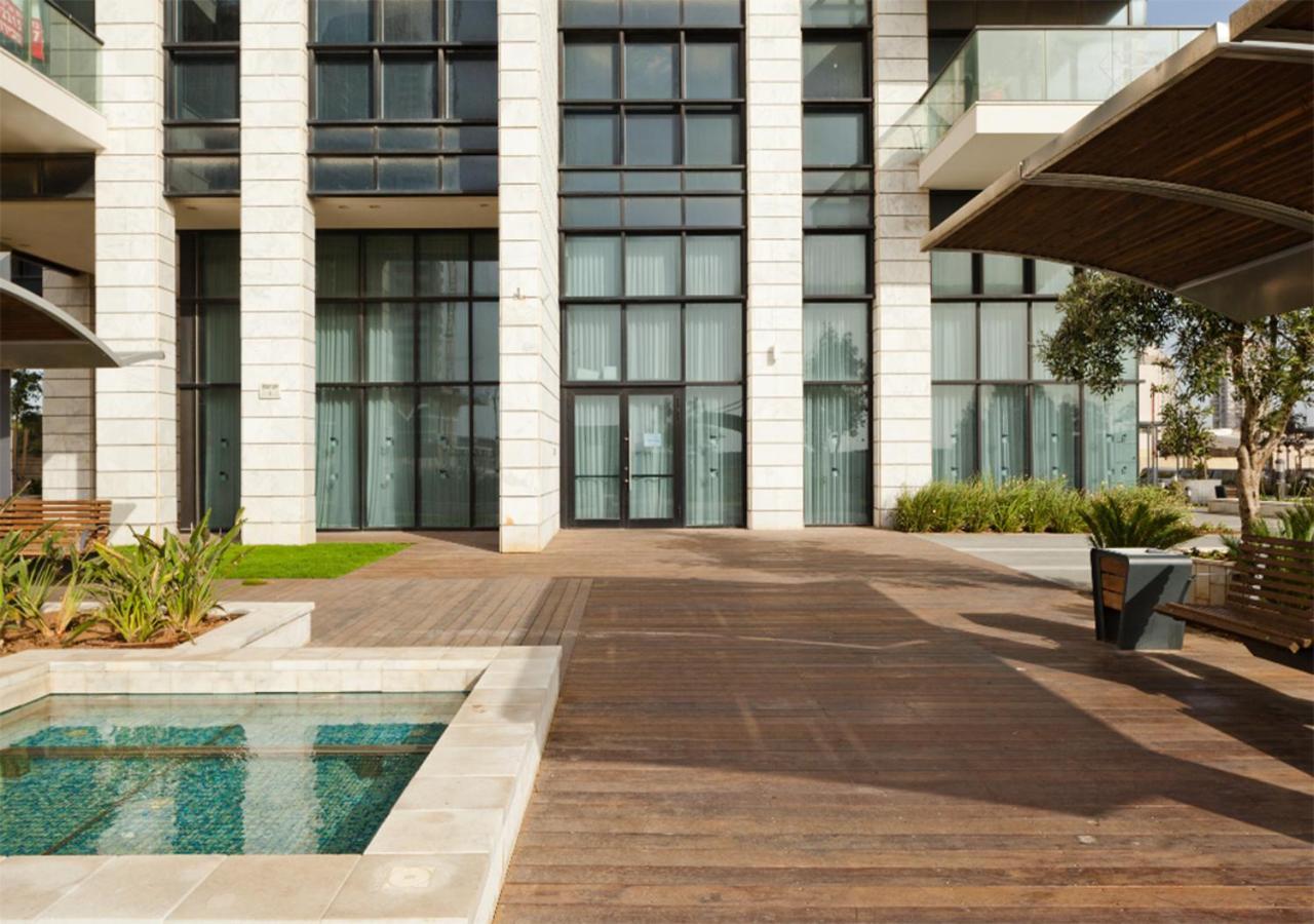 O&O Group- Special Apartment Sea View Luxury Tower Бат-Ям Экстерьер фото