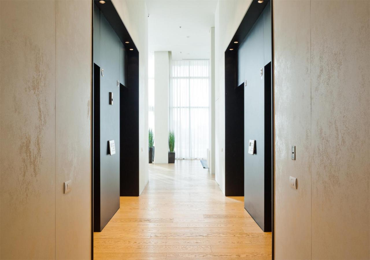 O&O Group- Special Apartment Sea View Luxury Tower Бат-Ям Экстерьер фото